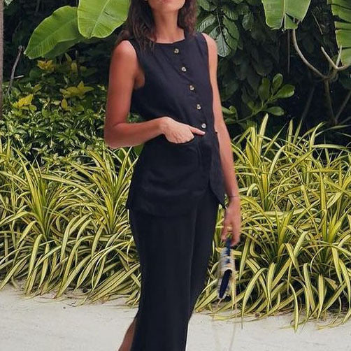 Élégance Décontractée – Haut Sans Manches à Col Carré